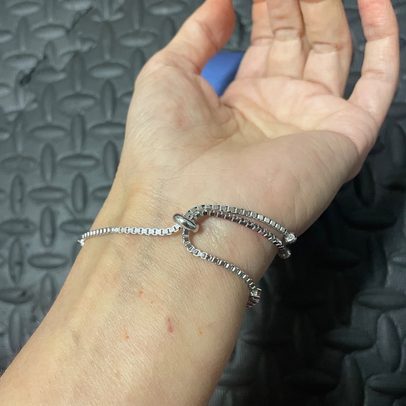 ✨ Brilliance Silver Adjustable Bracelet – Yellow/Amber Crystal Line Tennis Style - Picture 3 of 3